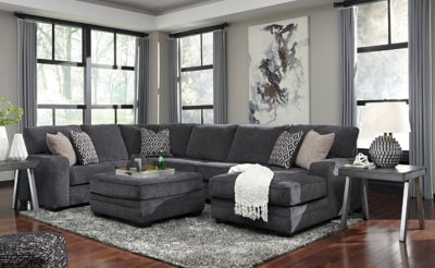 Tracling 3-Piece Sectional with Chaise - 72600S2