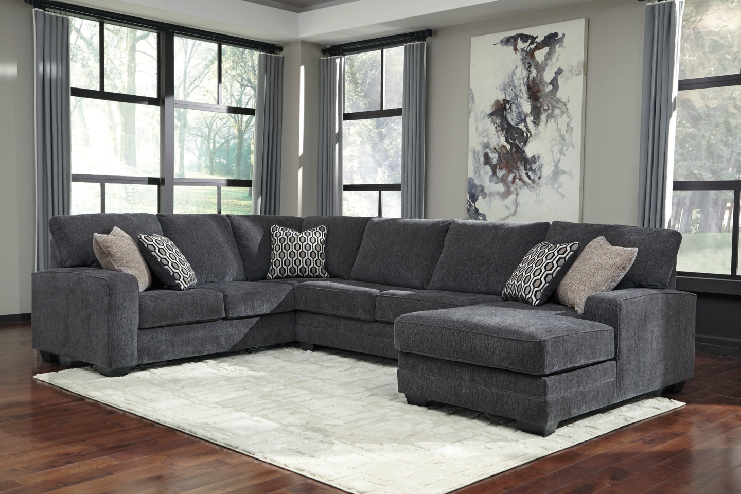 Tracling 3-Piece Sectional with Ottoman - PKG001613