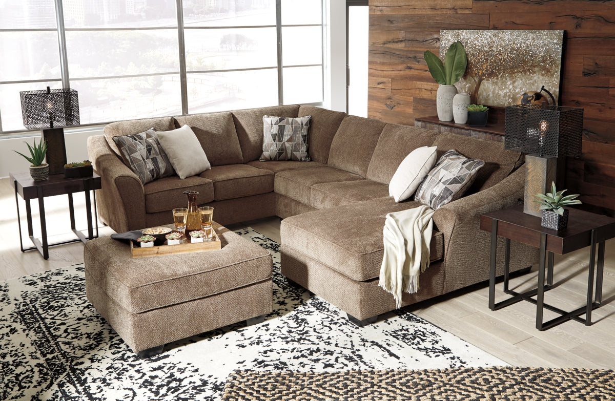 Graftin 3-Piece Sectional with Ottoman - PKG002367