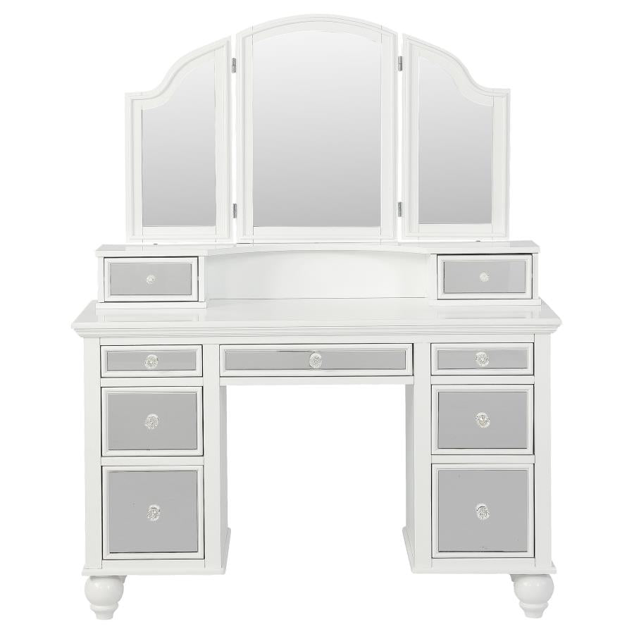 Reinhart White Vanity Set