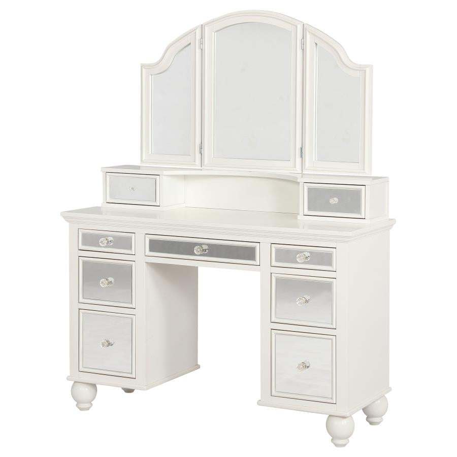Reinhart White Vanity Set