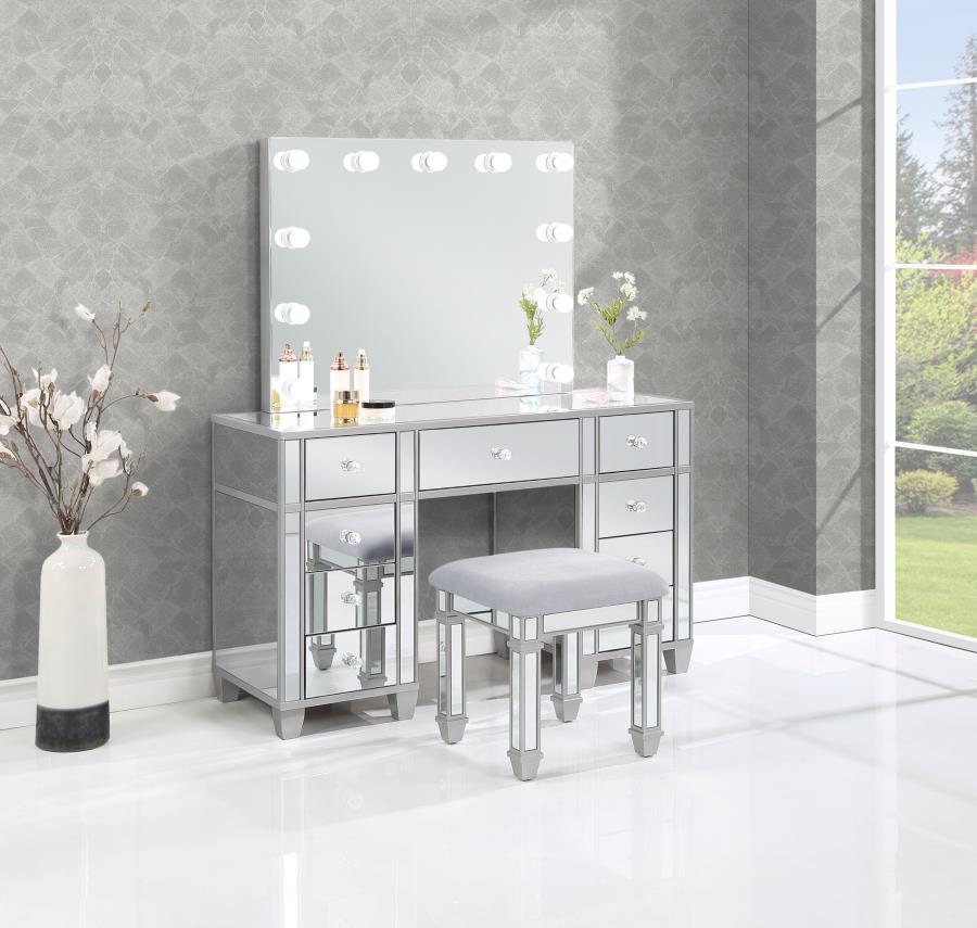 Allora Silver Vanity Set