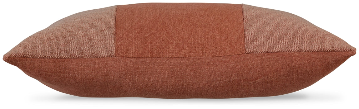 Dovinton Pillow (Set of 4)