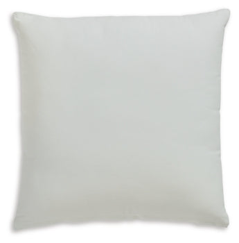 Gyldan Pillow (Set of 4)
