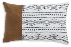 Lanston Pillow