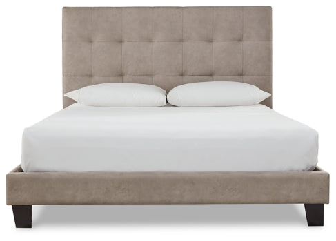 Adelloni Queen Upholstered Bed