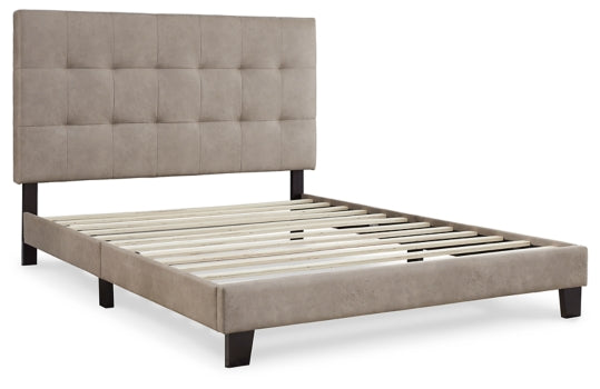 Adelloni Queen Upholstered Bed