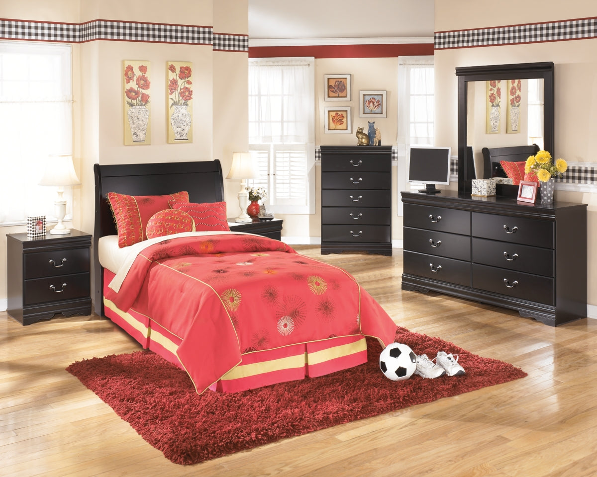Huey Vineyard Bedroom Sets