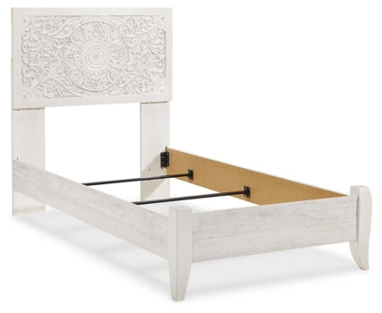 Paxberry Queen Panel Bed