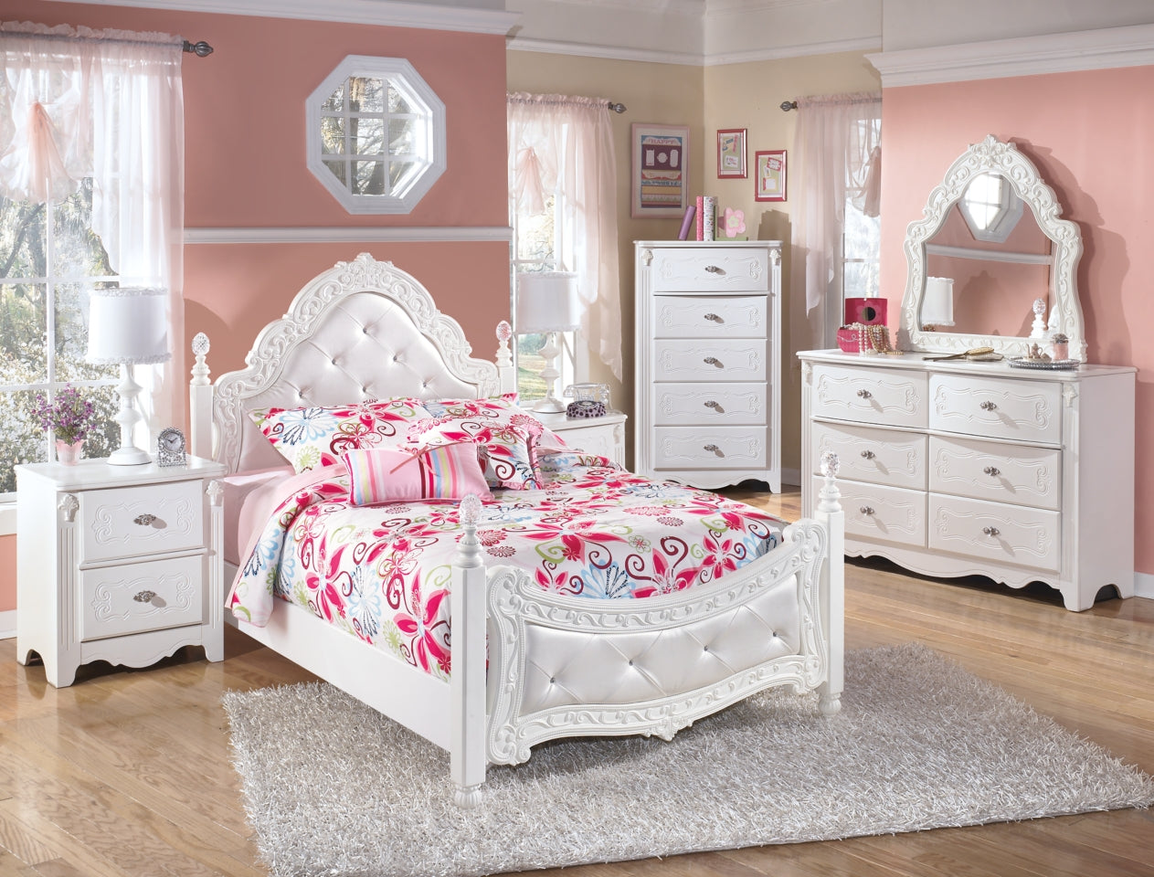 Exquisite Twin Poster Bed