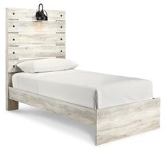 Cambeck Queen Panel Bed