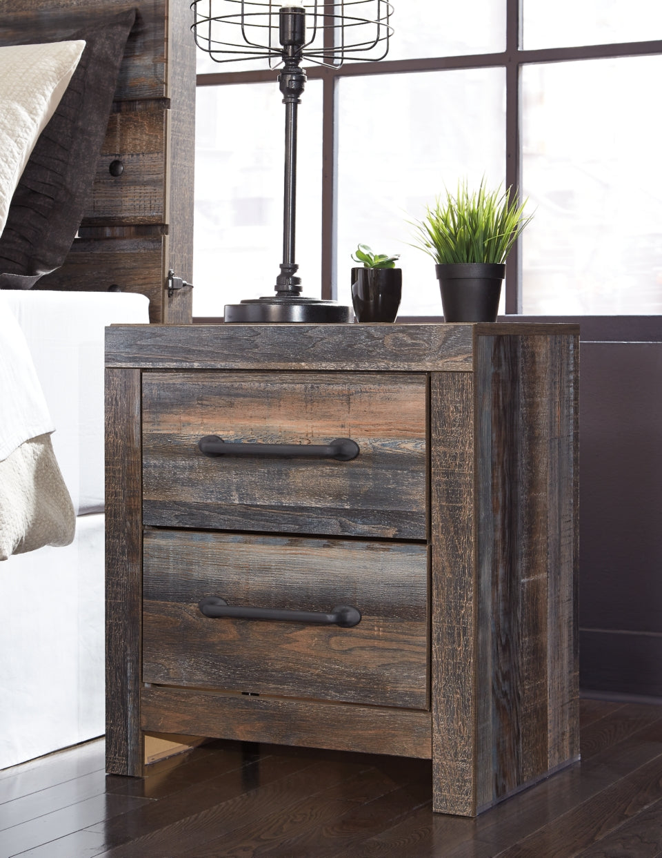 Drystan Queen Panel Bed with 2 Storage Drawers with Mirrored Dresser and 2 Nightstands - PKG003169