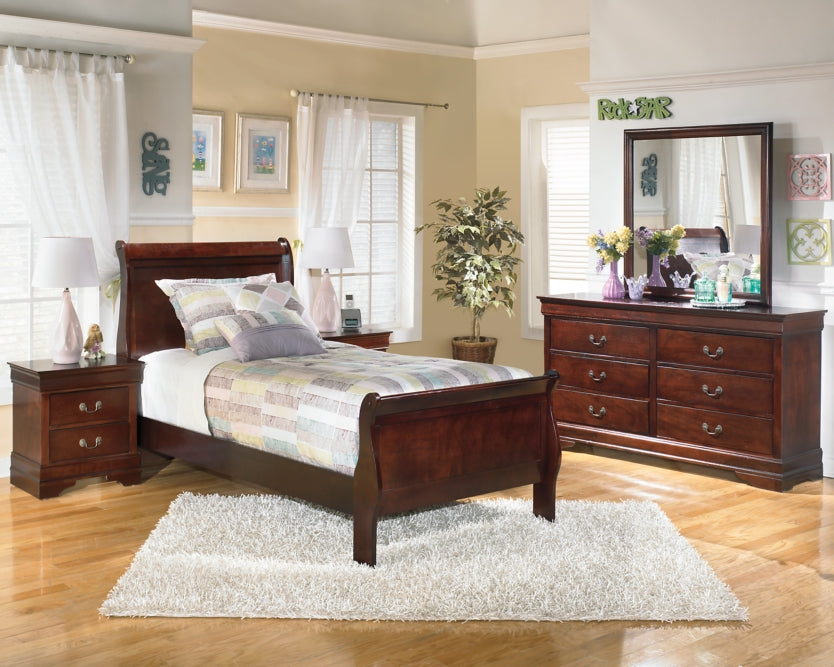 Alisdair Bedroom Sets