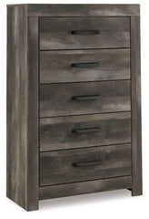 Wynnlow King Poster Bed with Mirrored Dresser, Chest and 2 Nightstands