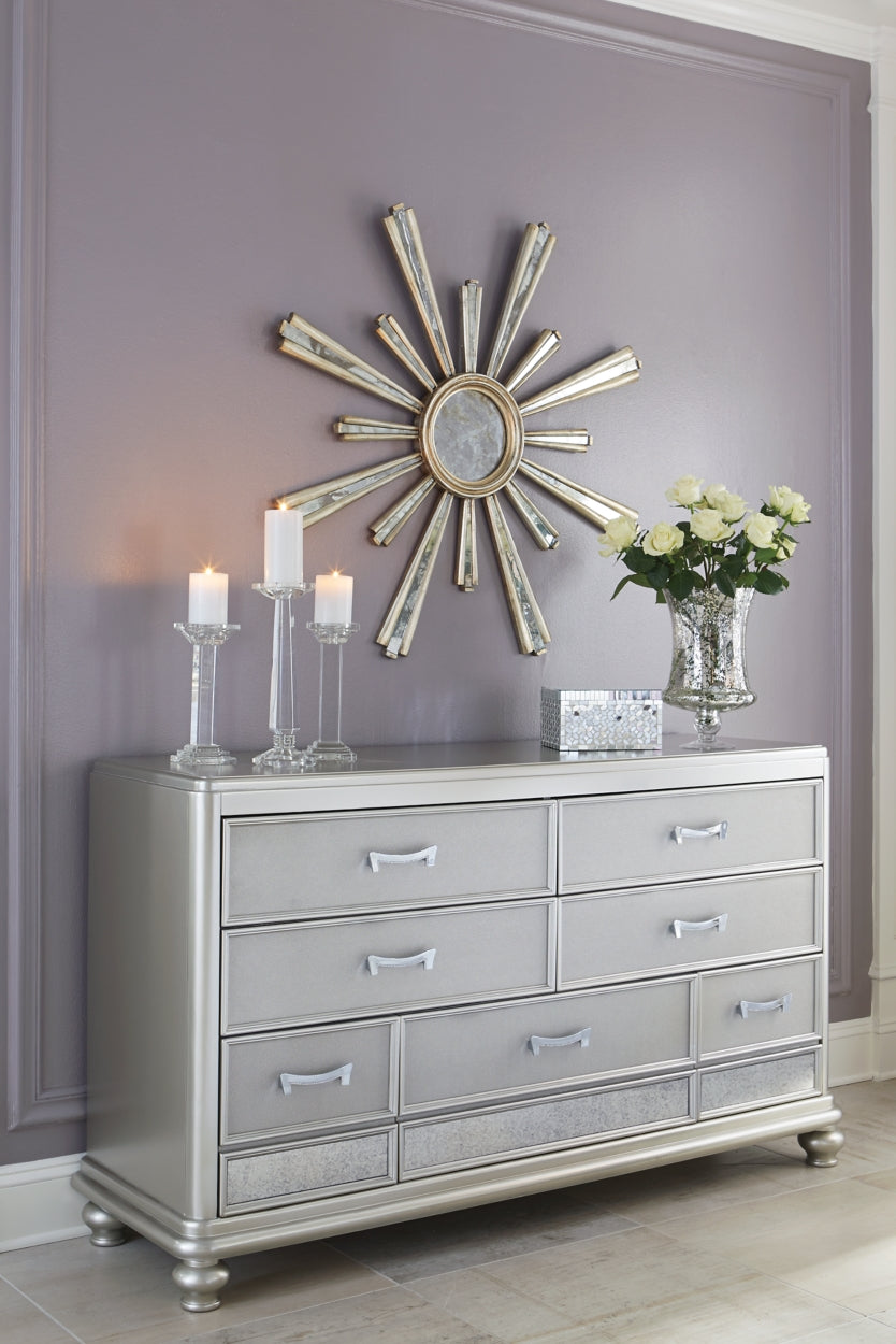 Coralayne Queen Upholstered Bed with Dresser