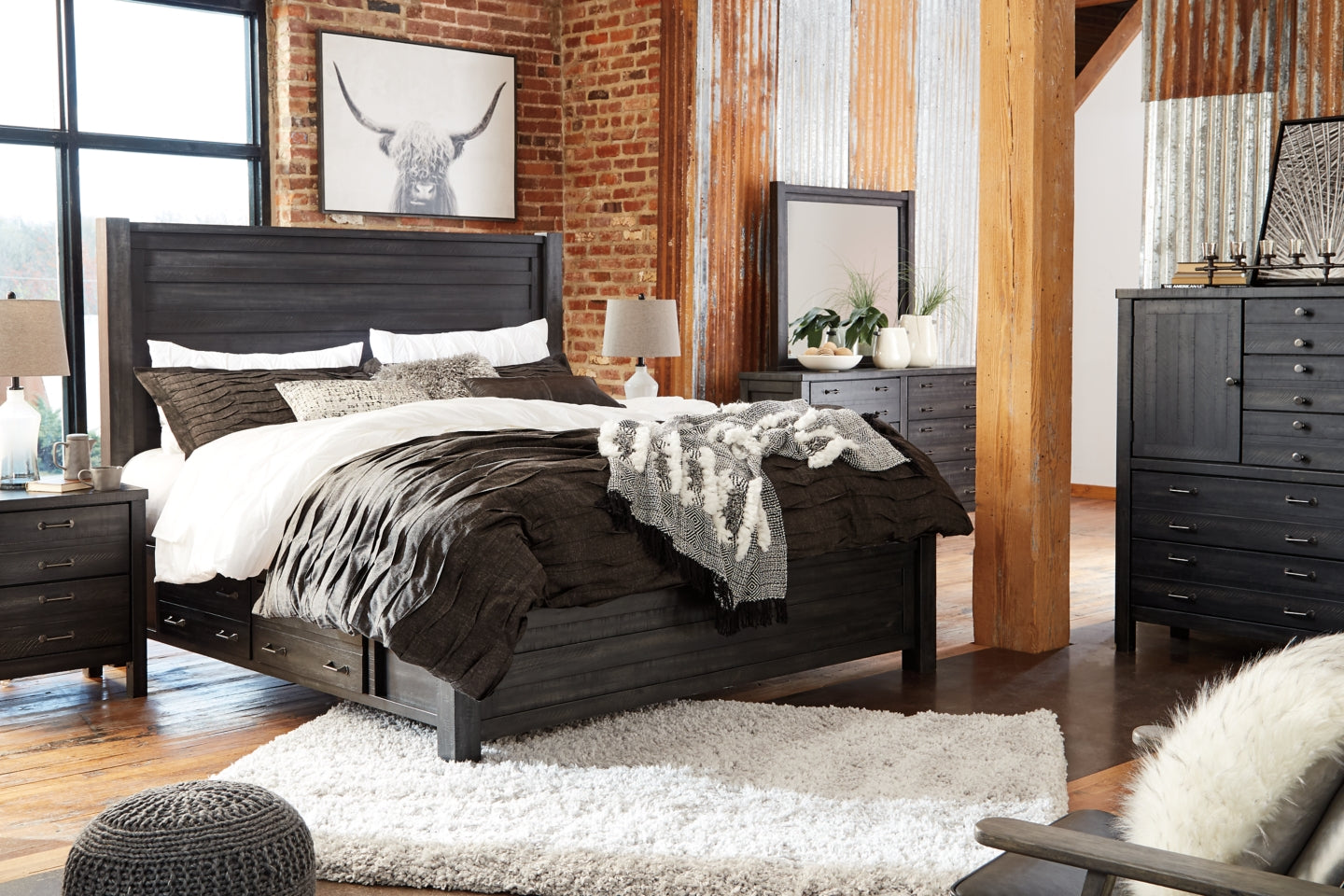 Baylow Queen Panel Bed with 4 Storage Drawers with Mirrored Dresser and Chest