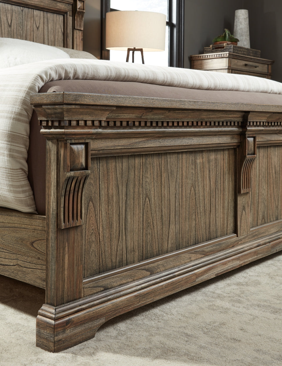Markenburg California King Panel Bed