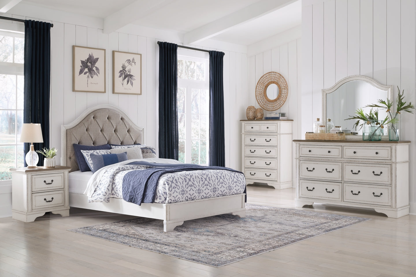 Brollyn Bedroom Sets