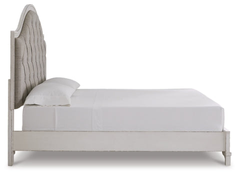 Brollyn Queen Upholstered Panel Bed