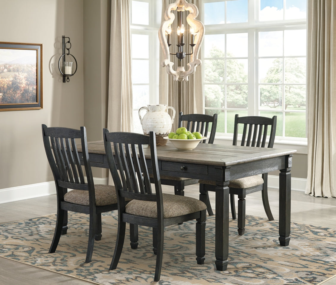 Tyler Creek Dining Table and 4 Chairs - PKG000398