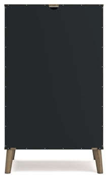 Aprilyn Chest of Drawers