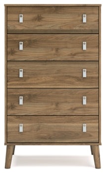 Aprilyn Chest of Drawers