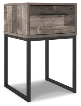 Neilsville Full Platform Bed with Dresser and Chest - PKG009110