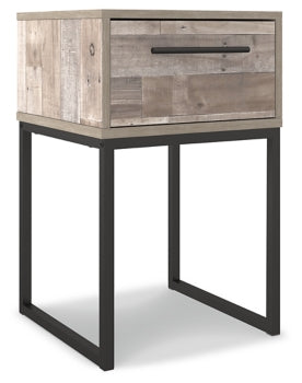 Neilsville Full Platform Bed with Dresser and 2 Nightstands - PKG009213