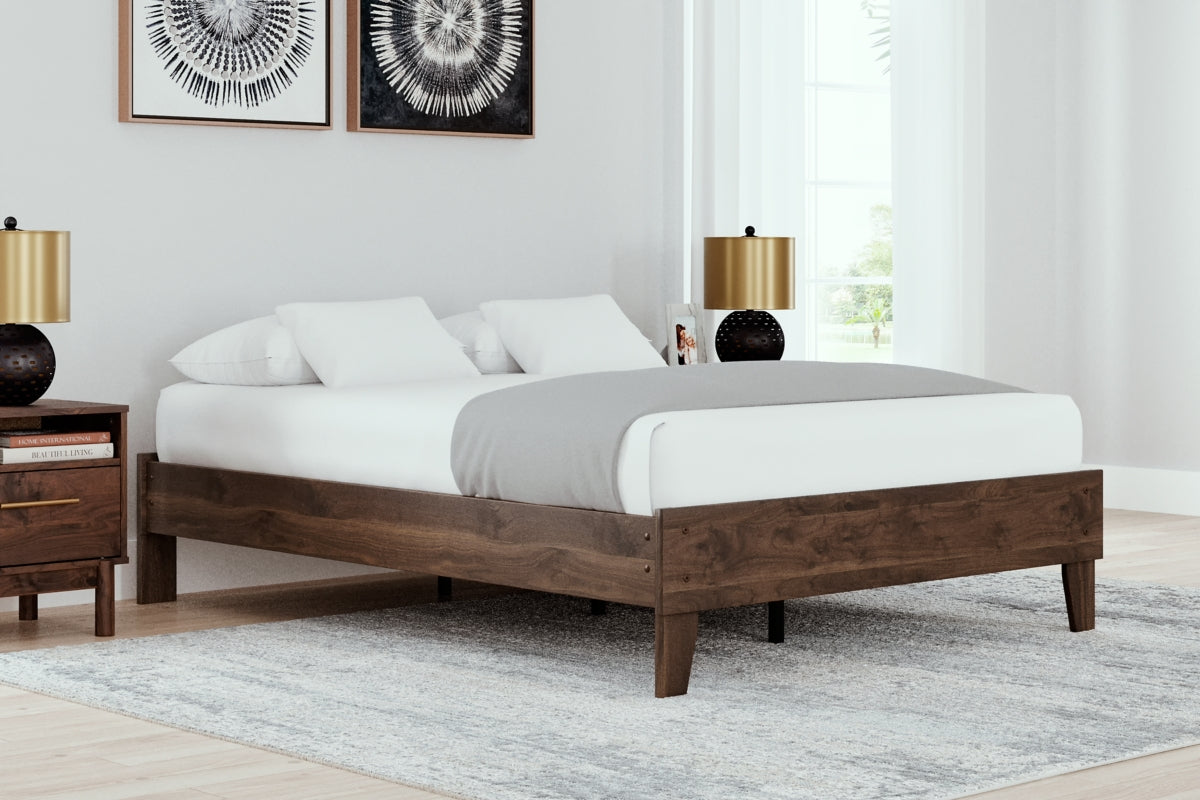 Calverson Queen Platform Bed