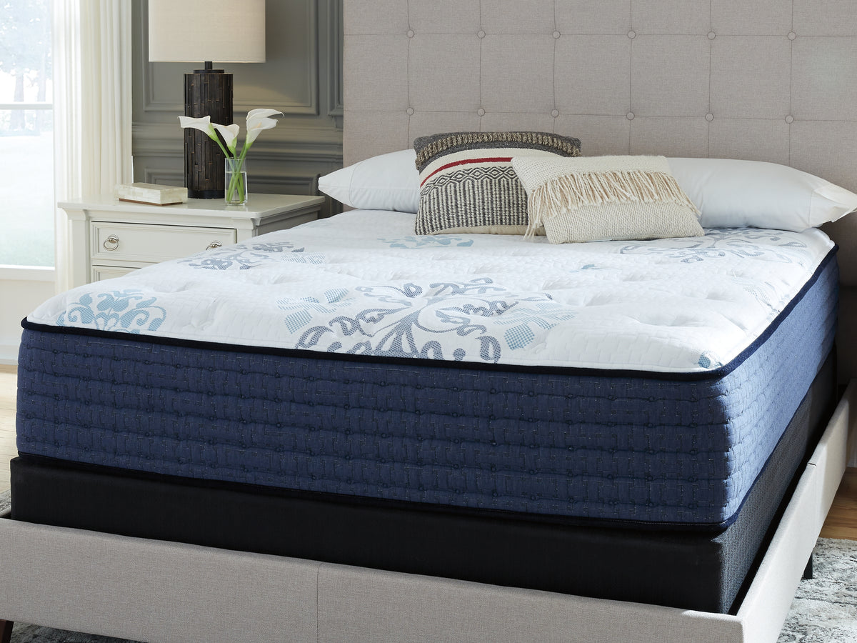 Bonita Springs Plush King Mattress with Head-Foot Model Better King Adjustable Base