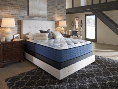 Mt Dana Firm Queen Mattress with Better than a Boxspring Queen Foundation