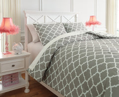 Media 3-Piece Full Comforter Set