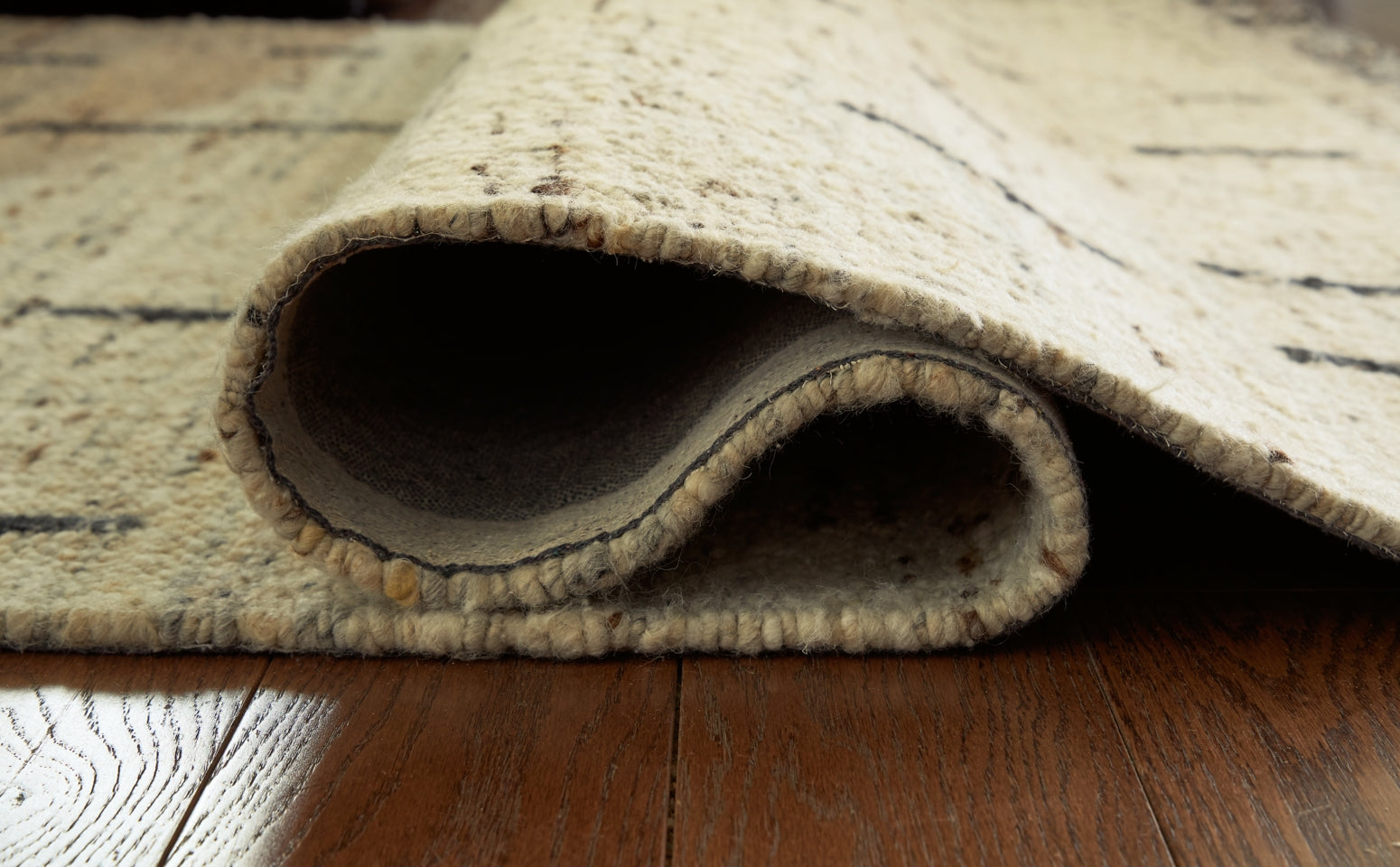 Mortis 7'8" x 10' Rug