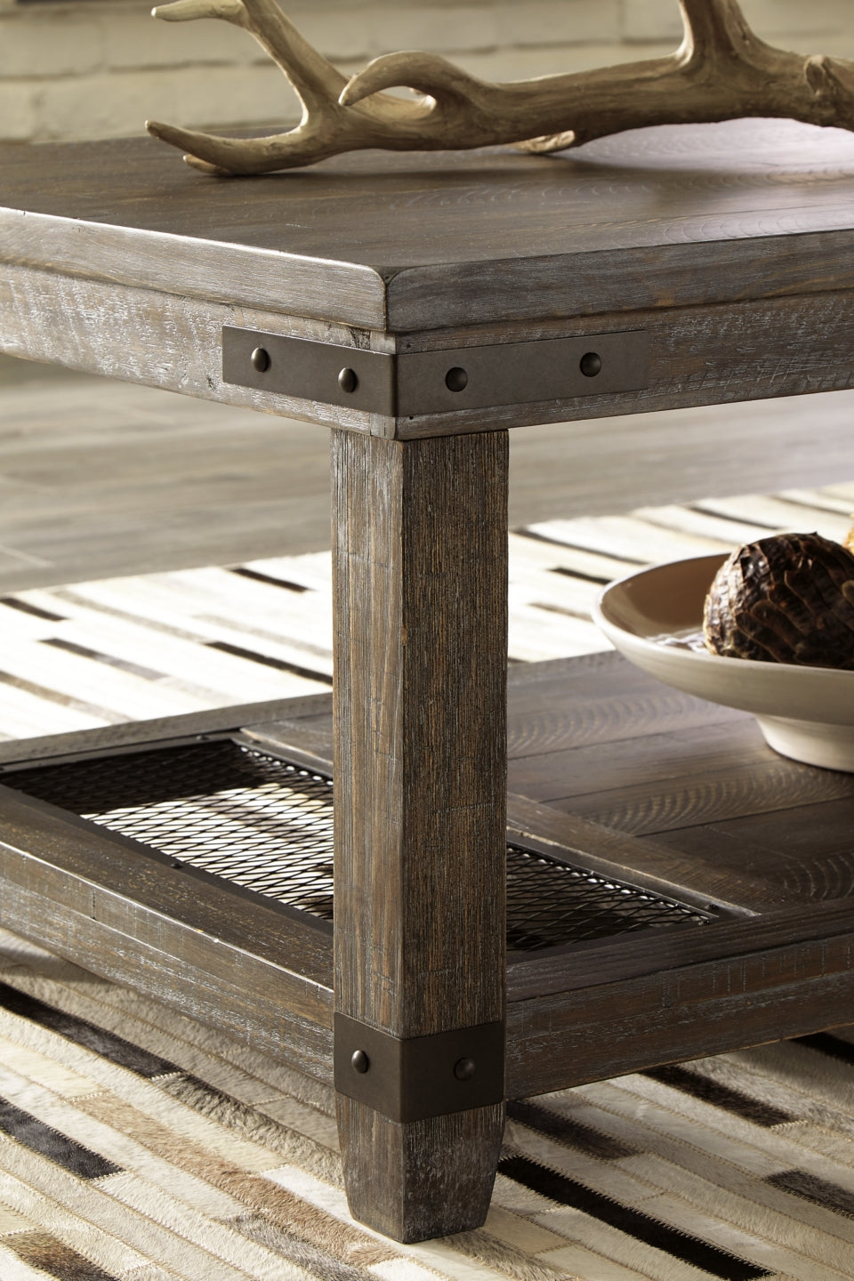 Danell Ridge Coffee Table with 1 End Table - PKG008693