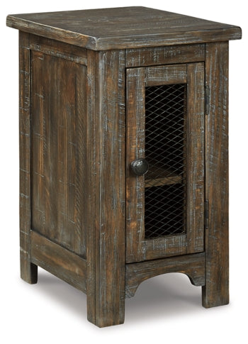 Danell Ridge 2 End Tables - PKG008455