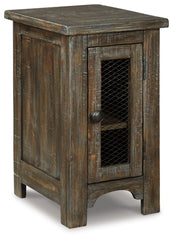 Danell Ridge 2 End Tables - PKG008455