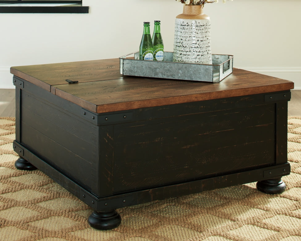 Valebeck Coffee Table with 2 End Tables - PKG008566