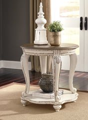 Realyn 2 End Tables - PKG008493