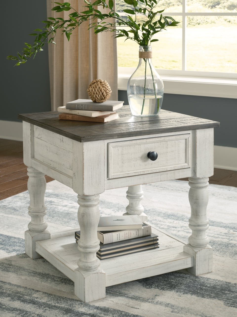 Havalance Coffee Table with 2 End Tables - PKG013789